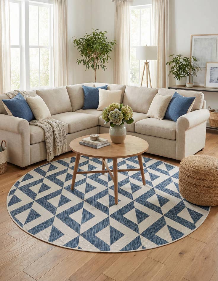 Detail image of 6' 7 x 6' 7 Washable Jill Zarin Napa Indoor / Outdoor Round Rug