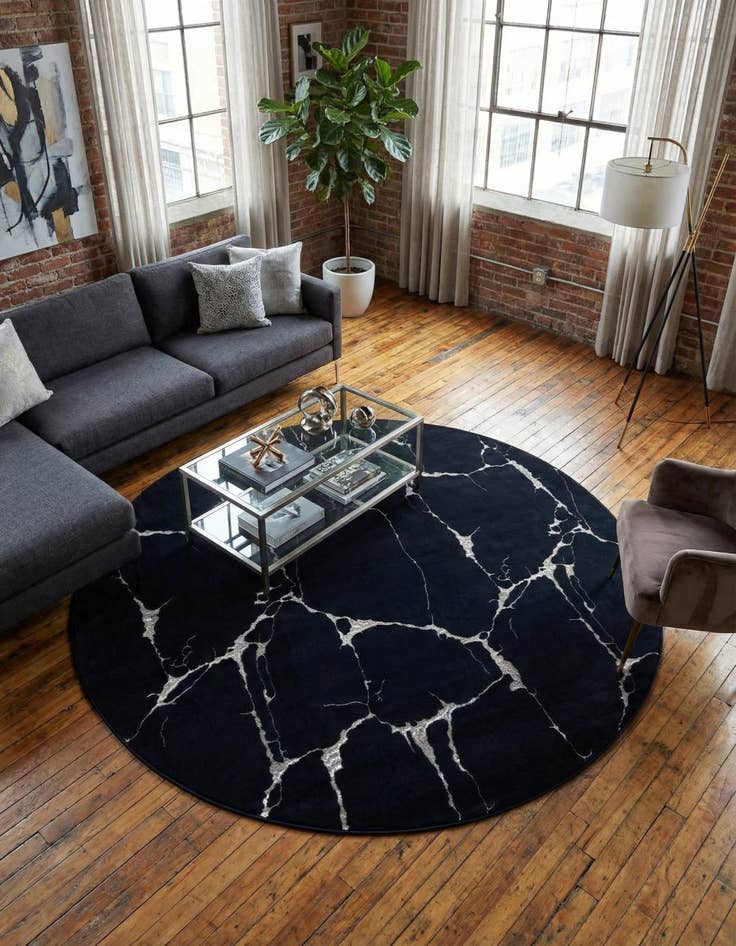 Detail image of 7' 10 x 7' 10 Vogue Geo Round Rug