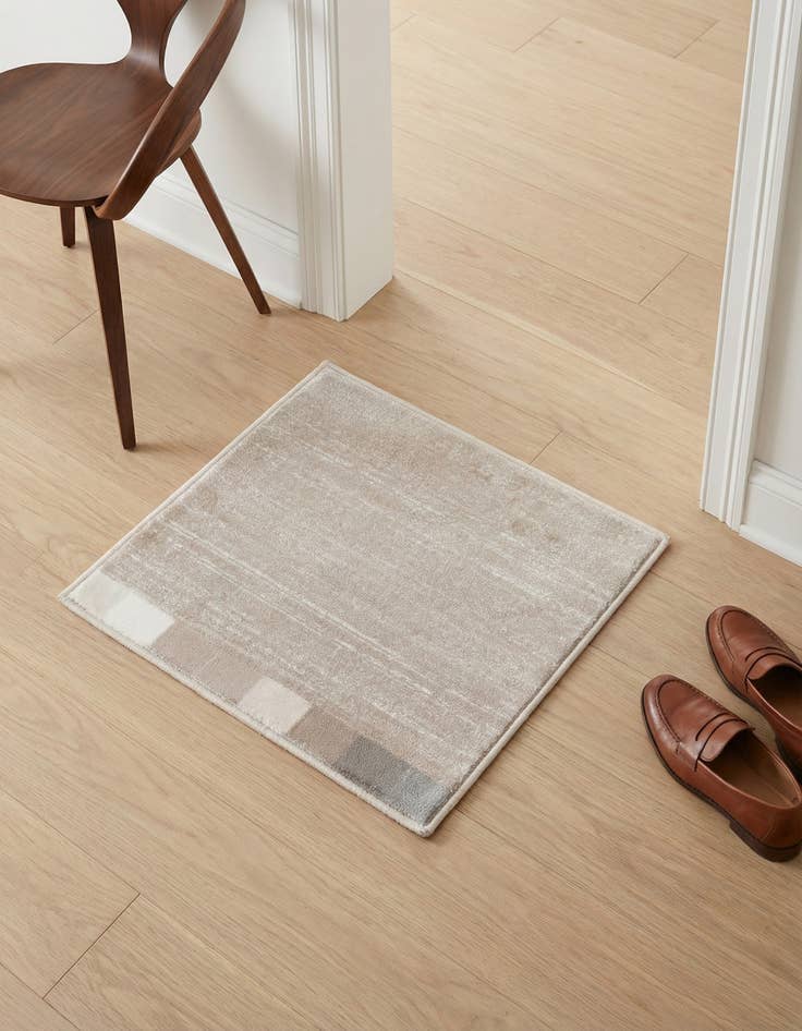 Detail image of Jill Zarin 1' 8 x 1' 8 Uptown Madison Avenue Sample Rug