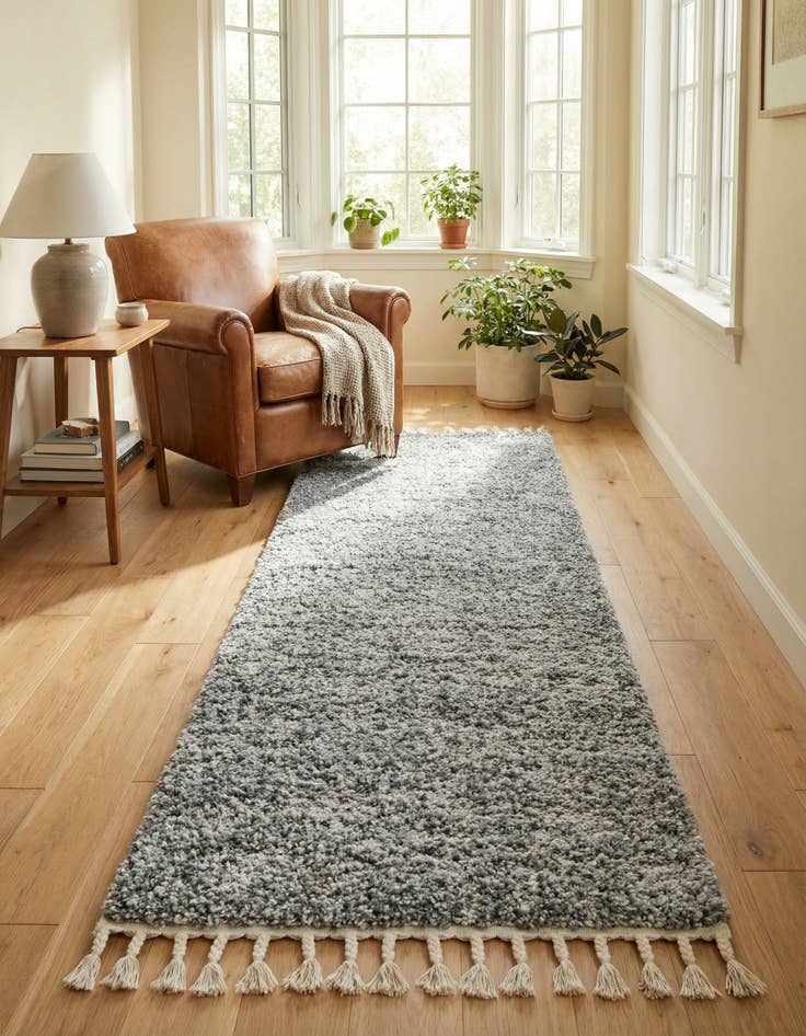 Detail image of 2' 7 x 8' 2 Lagom Shag Runner Rug