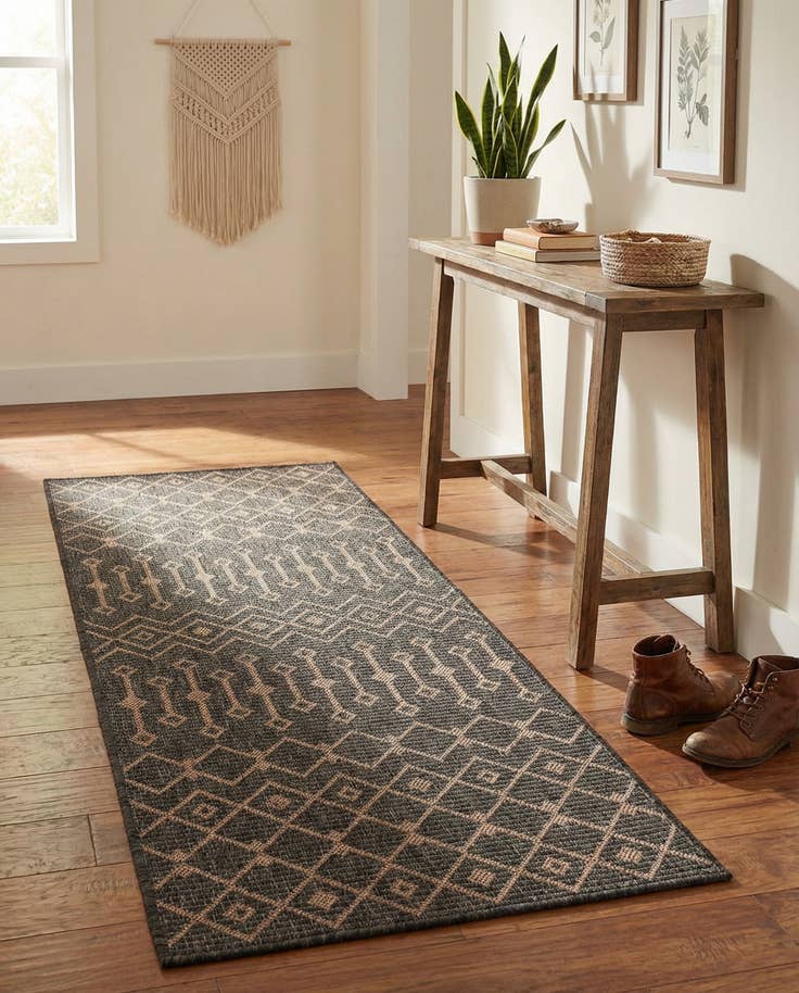 Detail image of 2' x 5' Easy-Clean Lattice Indoor / Outdoor Runner Rug