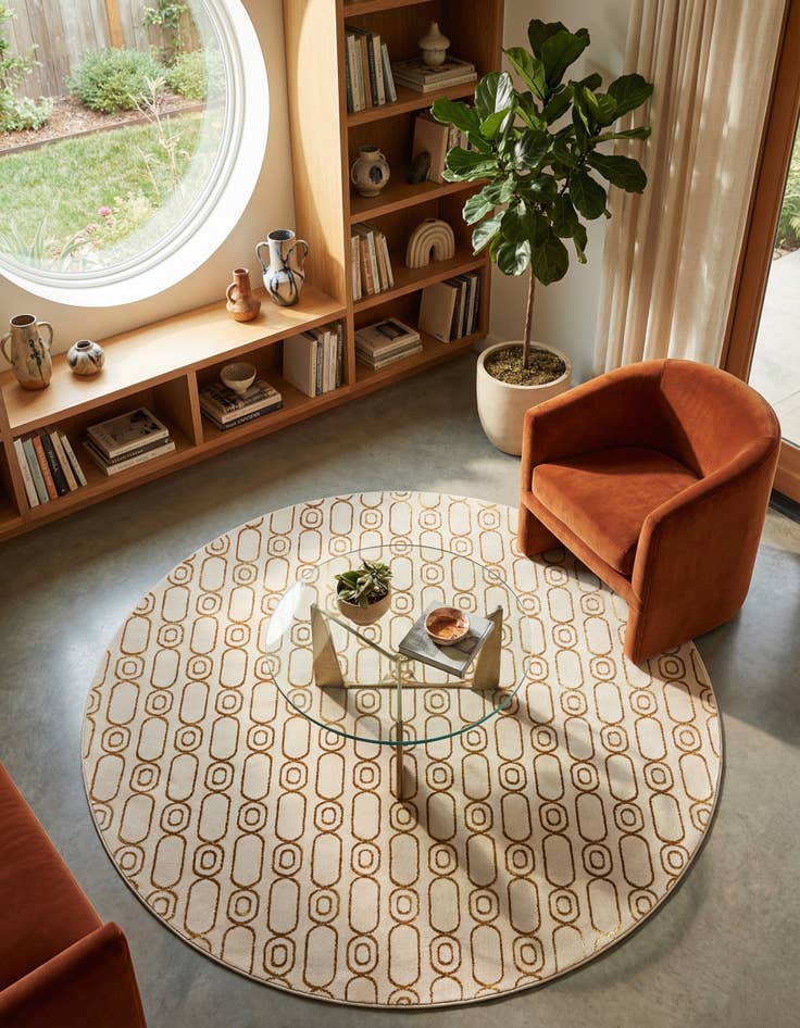Detail image of  7' 10 x 7' 10 Vogue Geo Round Rug