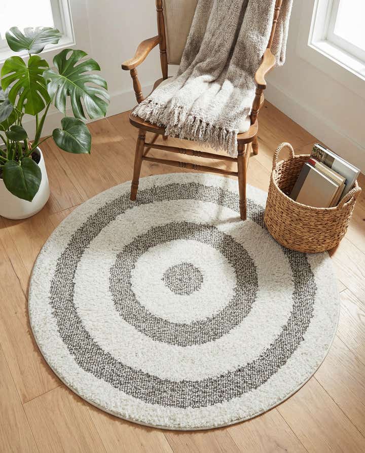 3' 3 x 3' 3 Boho Round Rug
