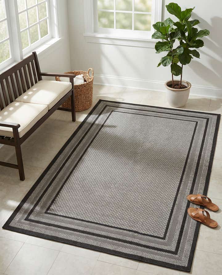 5' 3 x 8' Easy-Clean Border Indoor / Outdoor Rug