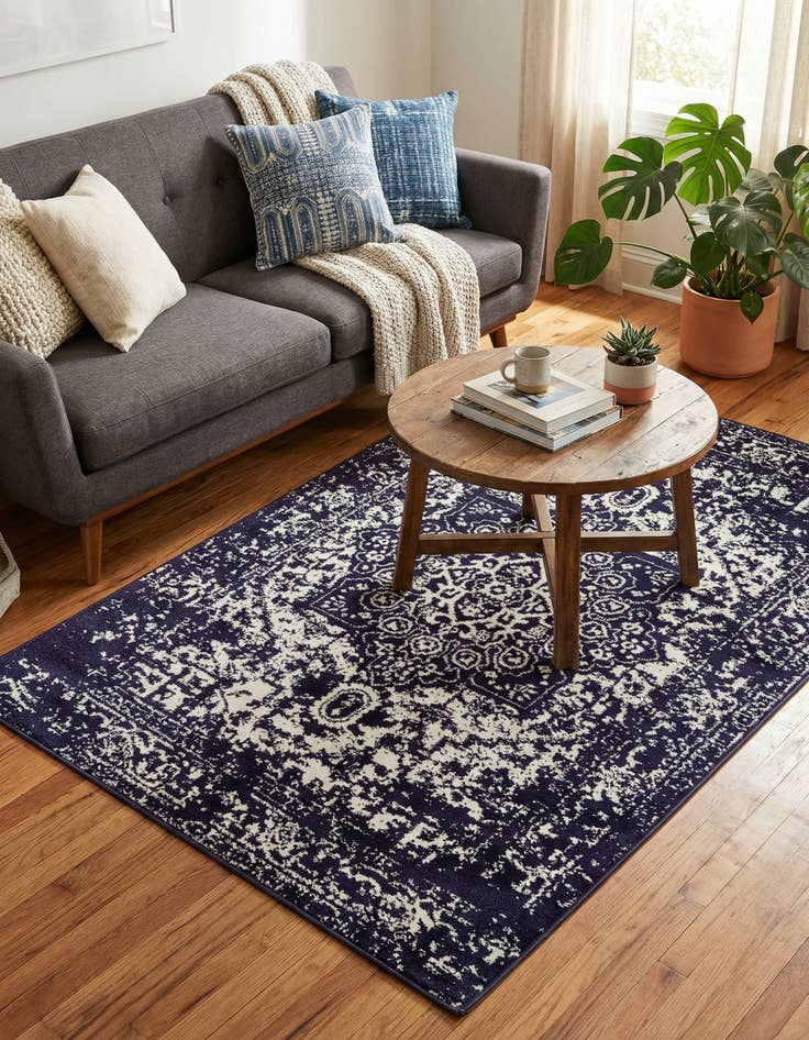 Detail image of 4' x 6' Arlington Rug