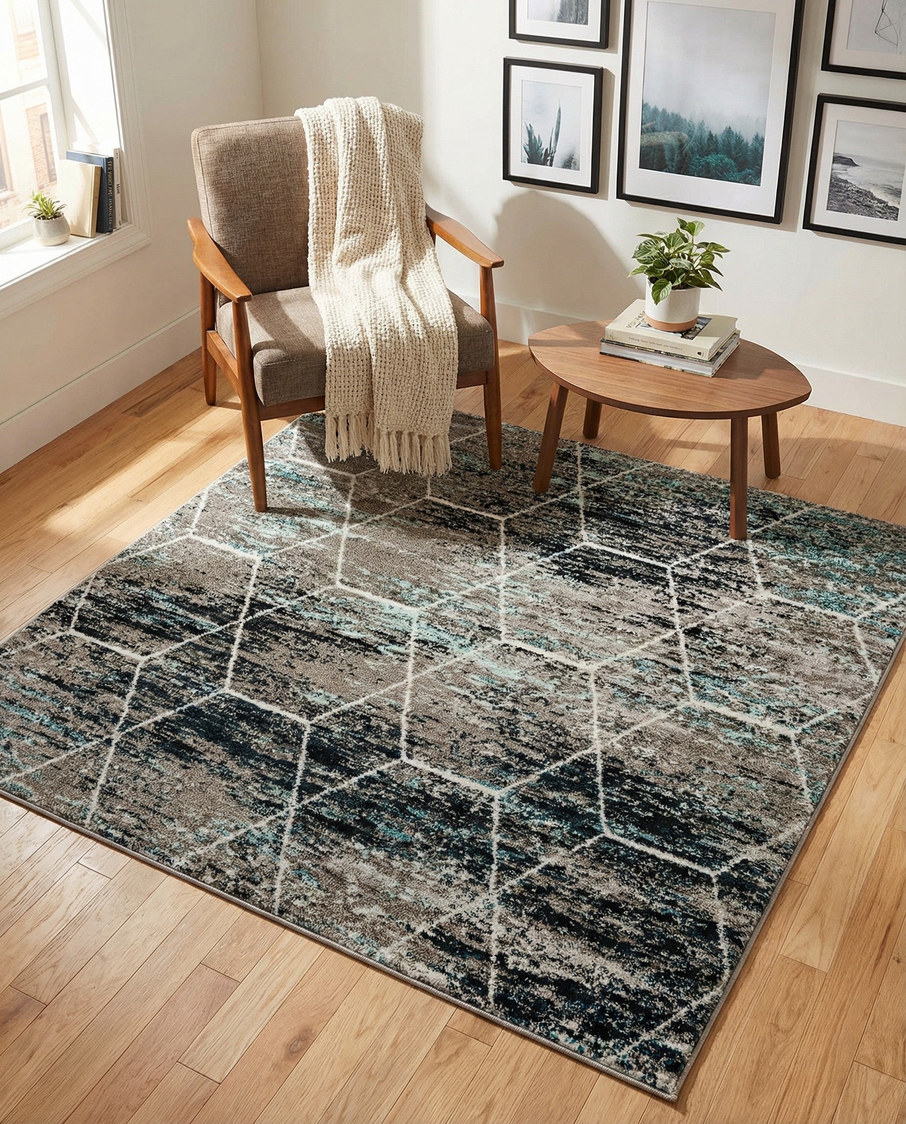 5' 3 x 5' 3 Trellis Frieze Square Rug