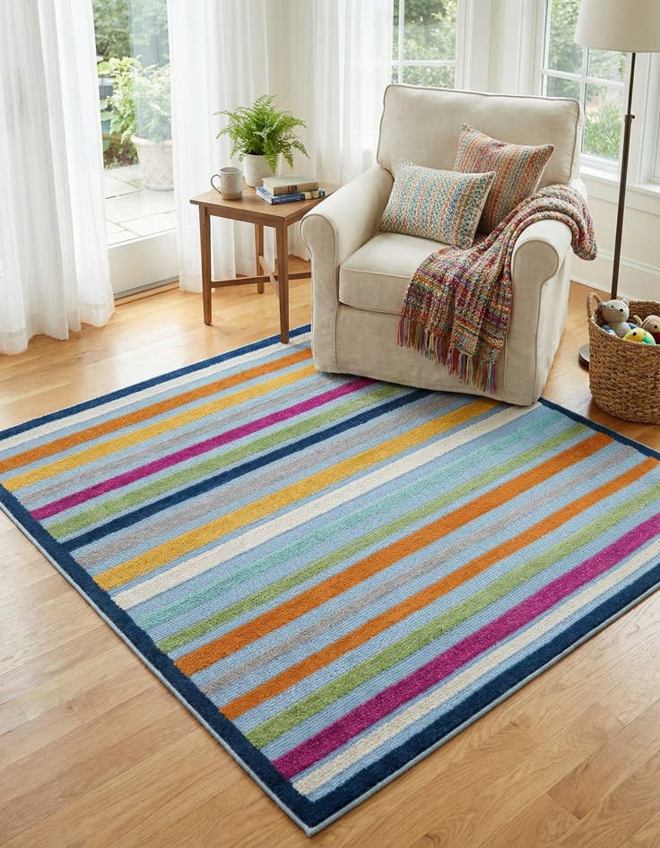 Detail image of 5' 3 x 5' 3  Washable Aruba Indoor / Outdoor Square Rug
