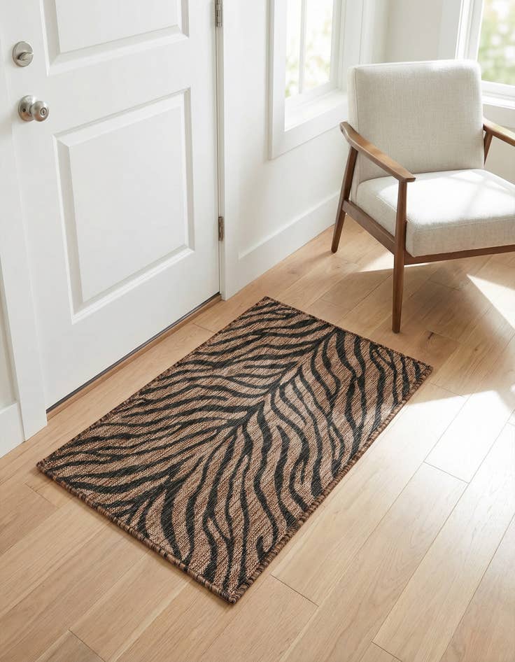 Detail image of 2' x 3' Washable Safari Indoor / Outdoor Rug
