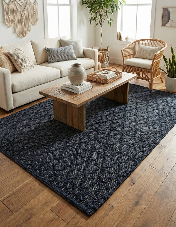 Detail image of 5' 3 x 8'  Hand Woven Larsa Jute Rug