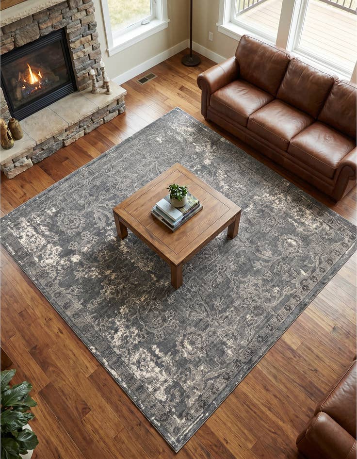 Detail image of 7' 10 x 7' 10 Oregon Square Rug