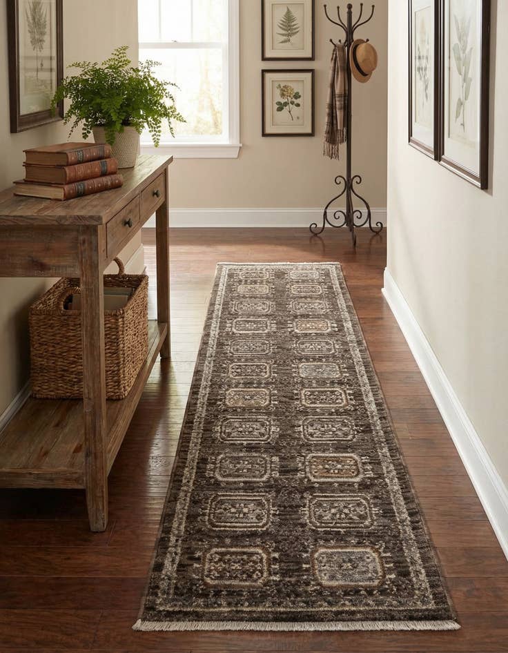 Detail image of 2' x 7' 7 Grand Tradition Runner Rug