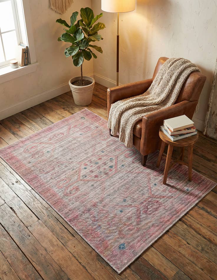 Detail image of 3' 3 x 5' 3  Washable Sisu Rug