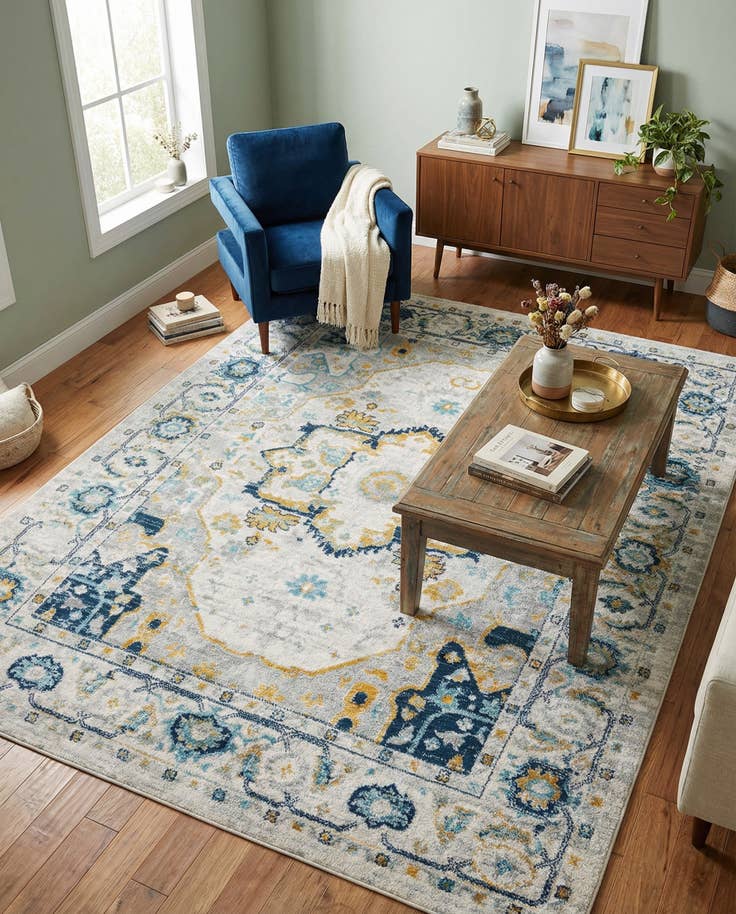 Detail image of 7' 10 x 10' Madeline Vintage Rug