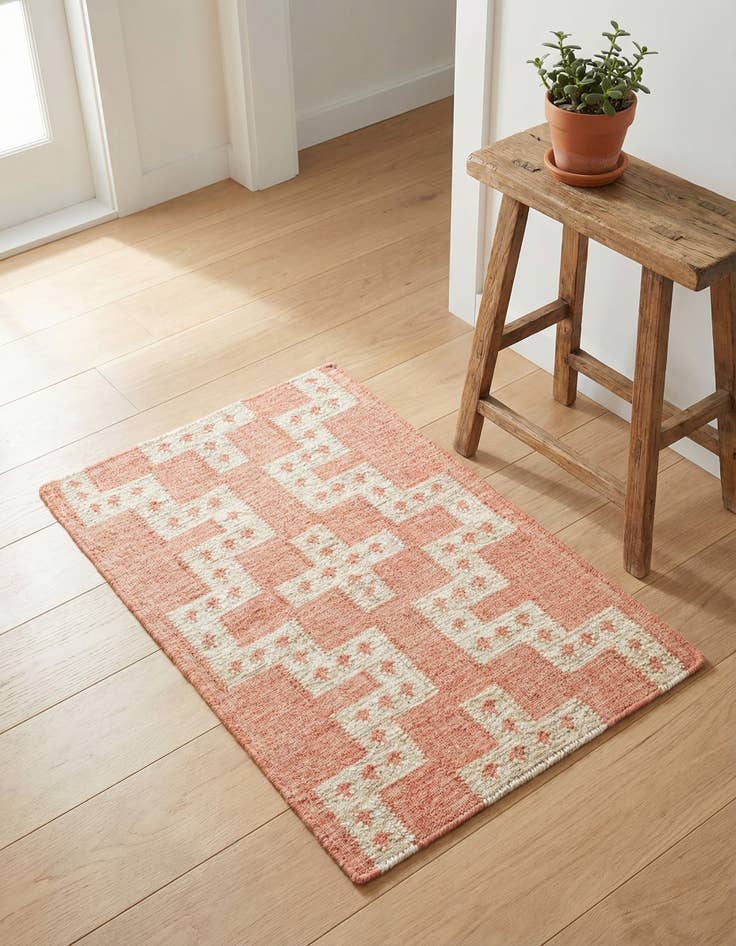 Detail image of 2' x 3' 1 Hand Woven Kilim Wool Rug