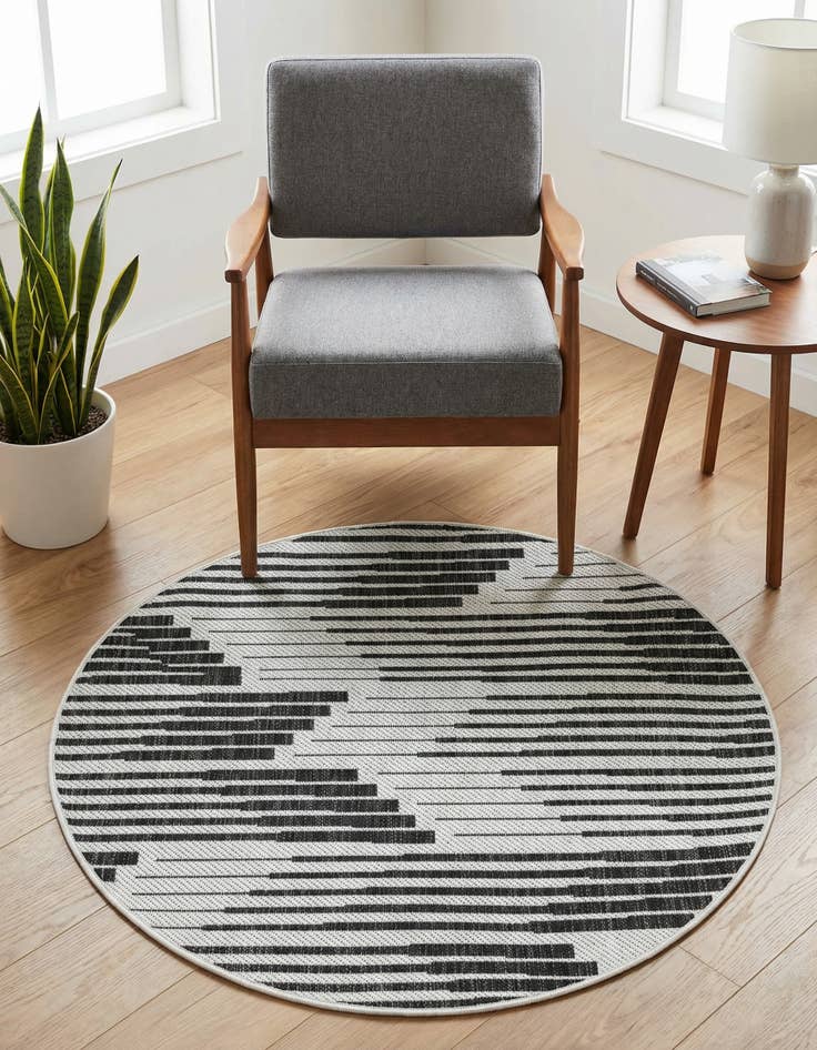 Detail image of 3' x 3' Easy-Clean Modern Indoor / Outdoor Round Rug