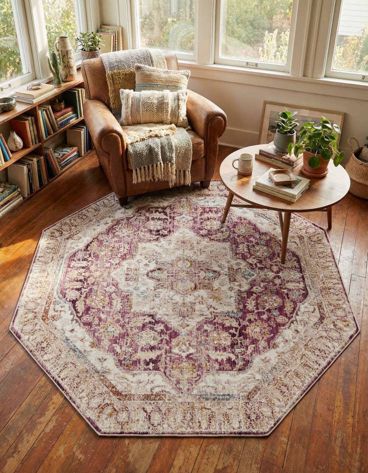 Detail image of 7' 10 x 7' 10 Deepa Octagon Rug