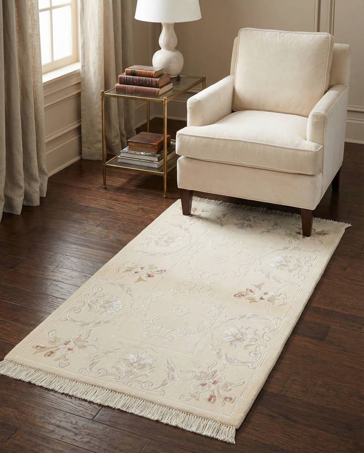 Detail image of 2' 9 x 4' 8 Hand Knotted Darya Wool Rug