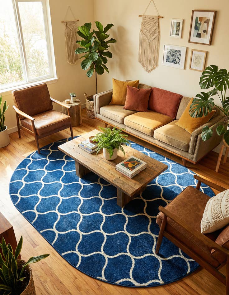 Detail image of 7' 10 x 10' Lattice Frieze Oval Rug