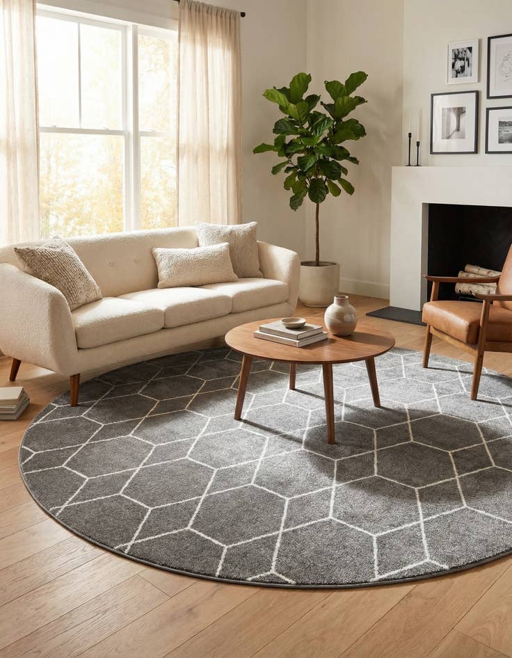 Detail image of 12' x 12' Trellis Frieze Round Rug