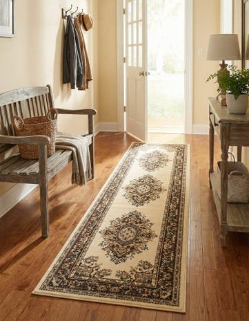 2' 7 x 10' Amaya Runner Rug