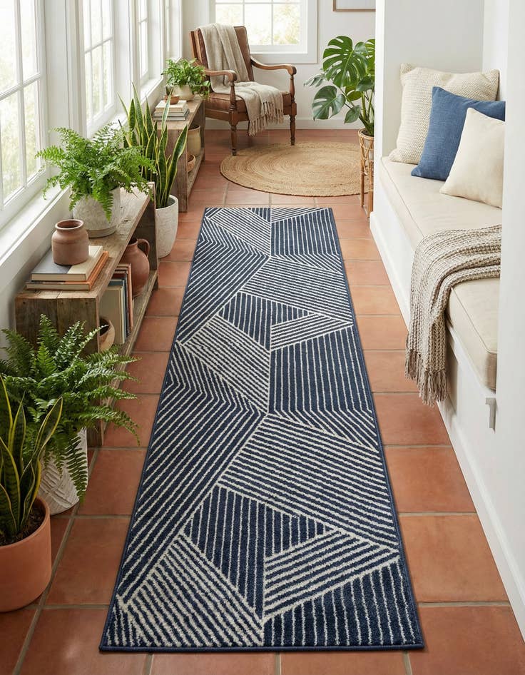 Detail image of 2' 7 x 10' Oslo Runner Rug