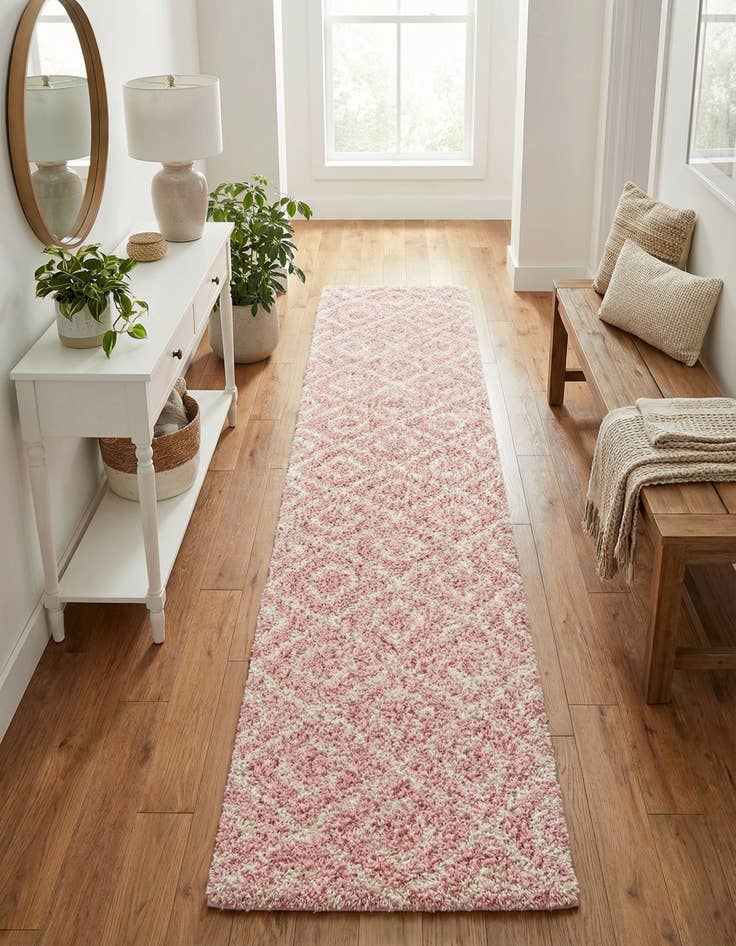 Detail image of 2' 7 x 12' Trellis Shag Runner Rug