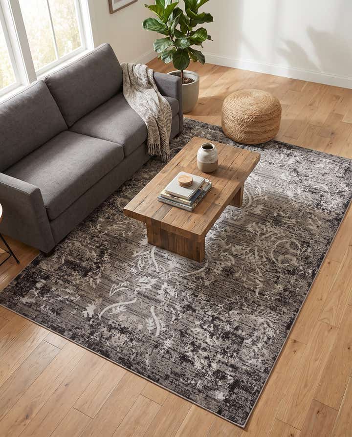 6' x 9' Easy-Clean Botanical Indoor / Outdoor Rug