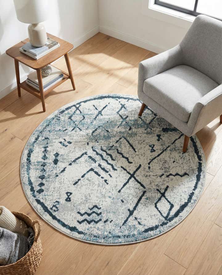 3' 3 x 3' 3 Kamala Washable Round Rug