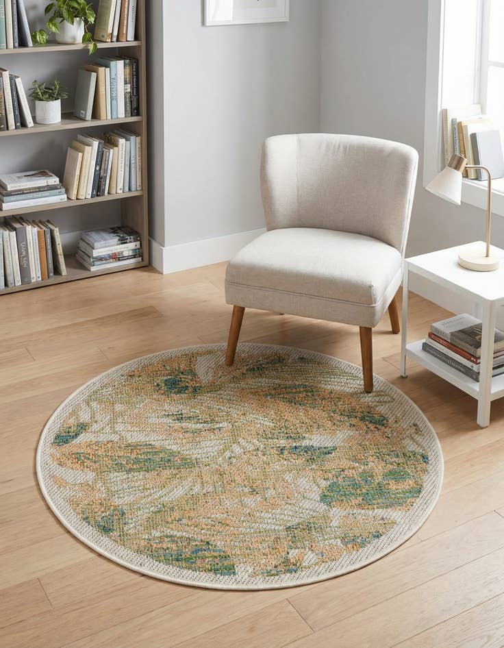 Detail image of 3' 3 x 3' 3  Washable Baja Indoor / Outdoor Round Rug