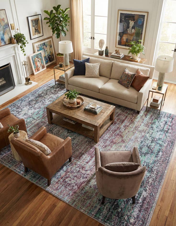 Detail image of 10' 6 x 13'  Washable Renaissance Rug