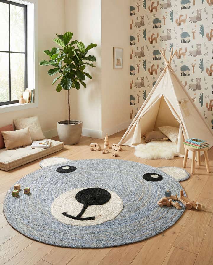 7' 10 x 7' 10 Hand Braided Kids Braided Jute Round Rug