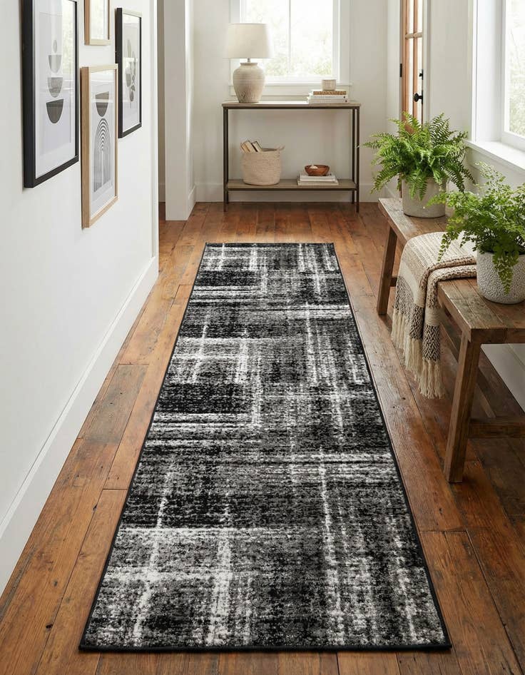 Detail image of 2' 7 x 10' Laguna Runner Rug