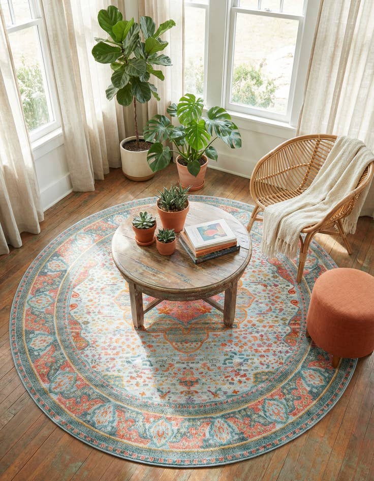 Detail image of 8' x 8' Santiago Round Rug