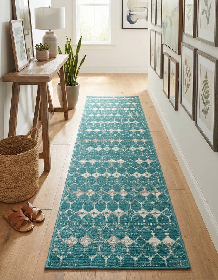 Detail image of 2' x 8' Easy-Clean Trellis Indoor / Outdoor Runner Rug
