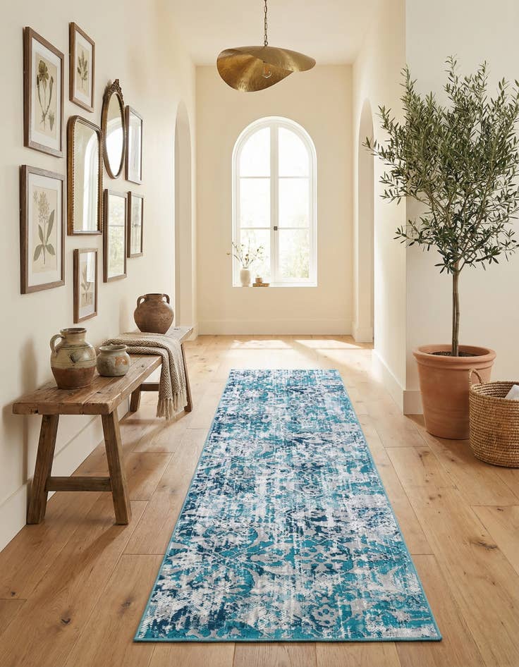 Detail image of 2' 7 x 10' Lucerne Runner Rug