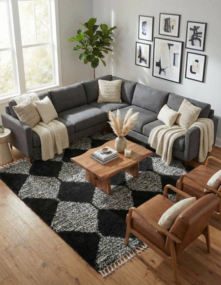 Detail image of 10' x 10' Serenity Shag Square Rug