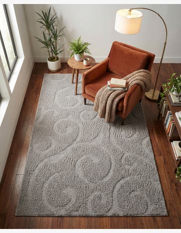 5' x 8' Floral Shag Rug