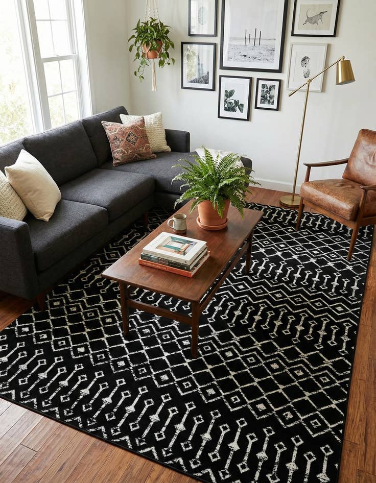 Detail image of 7' x 10' Kasbah Trellis Rug