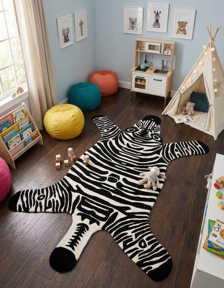 Detail image of 5' 1 x 8' Playtime Kids Wool Freeform Rug