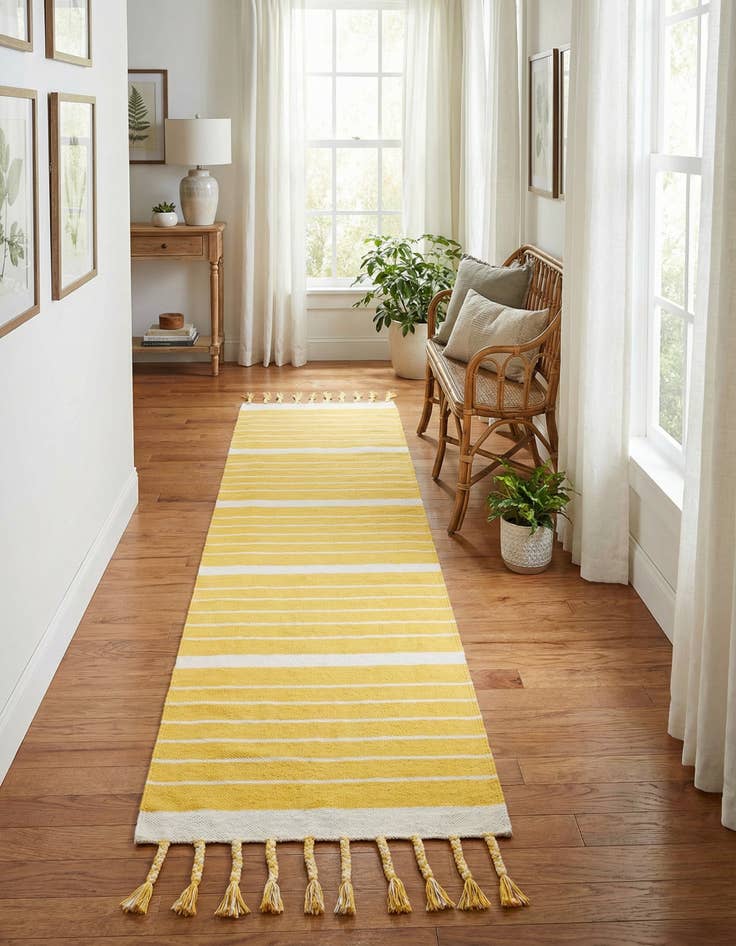 Detail image of 2' 7 x 10'  Hand Woven Chindi Cotton Runner Rug