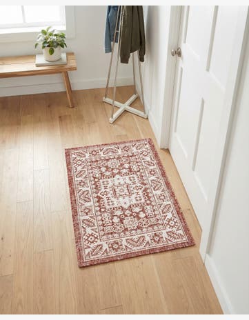 Rust Red Easy-Clean Aztec Indoor / Outdoor Rug