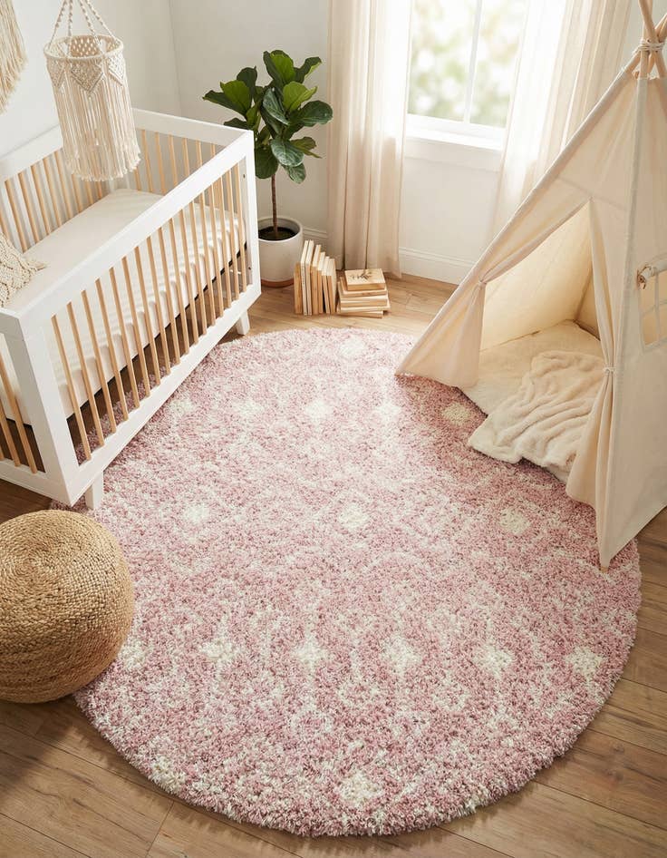 Detail image of 6' x 6' Moroccan Trellis Shag Round Rug