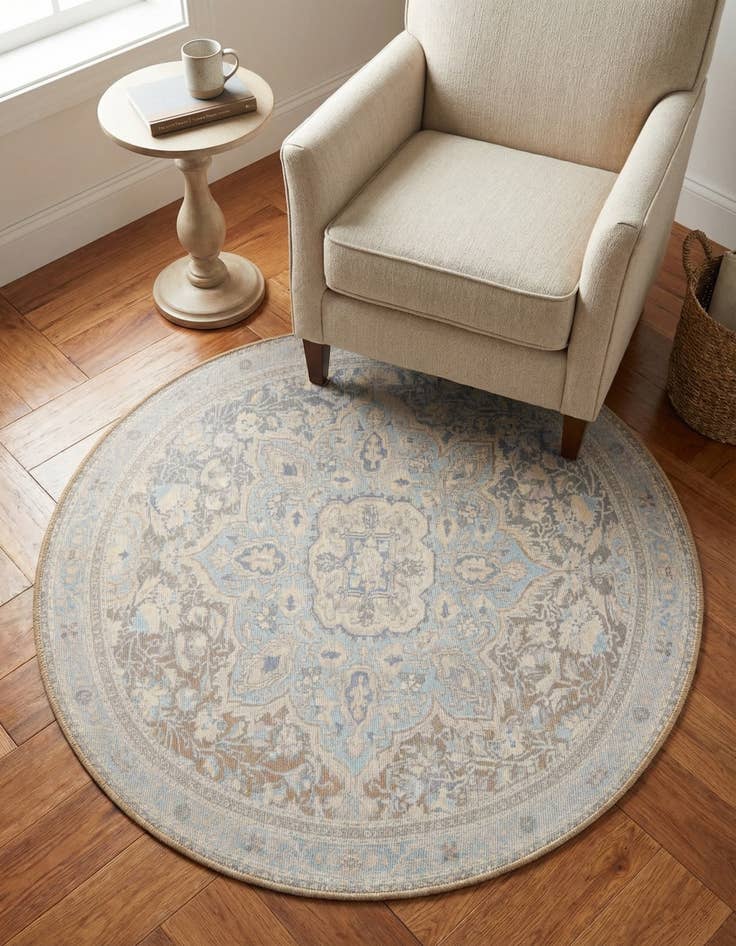 Detail image of 3' 6 x 3' 6 Timeless Round Rug