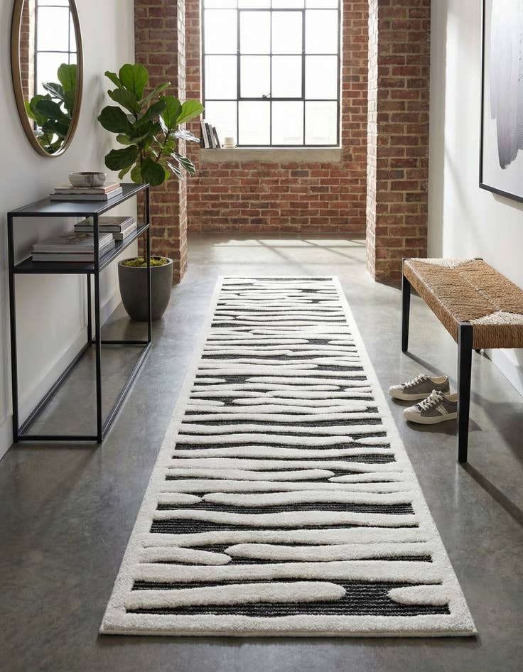 Detail image of 2' 7 x 12' Prismatic Runner Rug