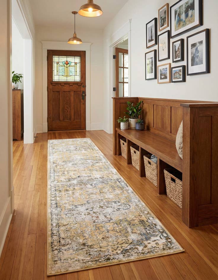 Detail image of 2' x 9' 10 Highbury Runner Rug