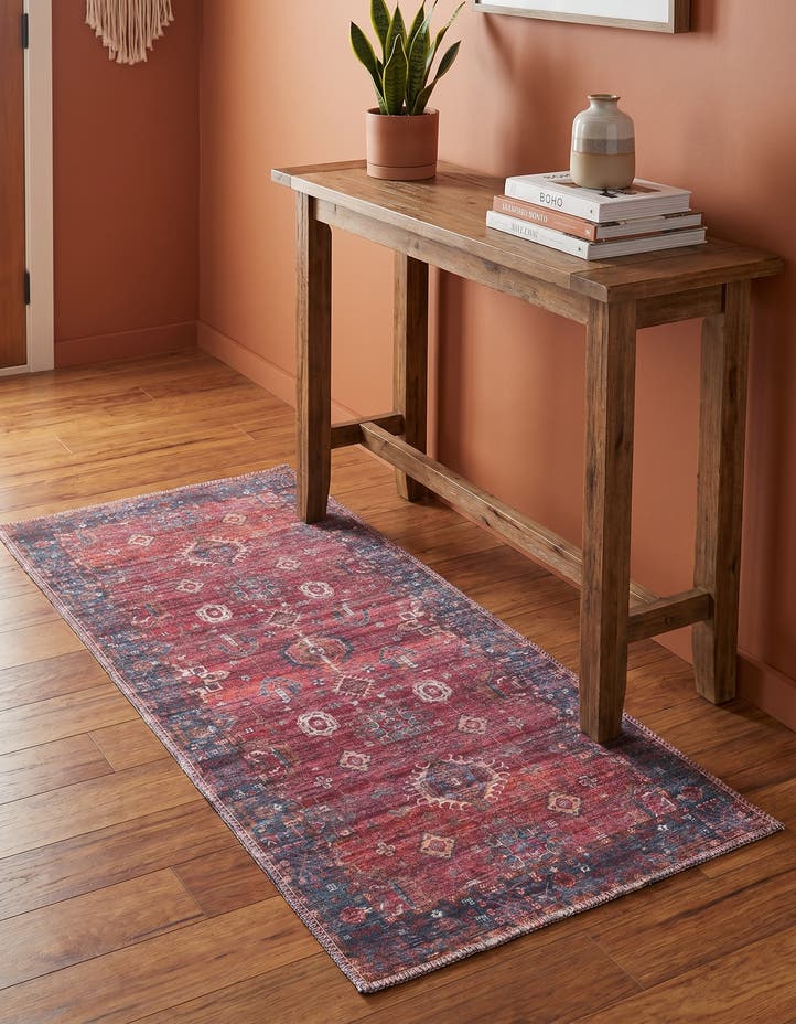 2' x 4' Washable Maahru Runner Rug