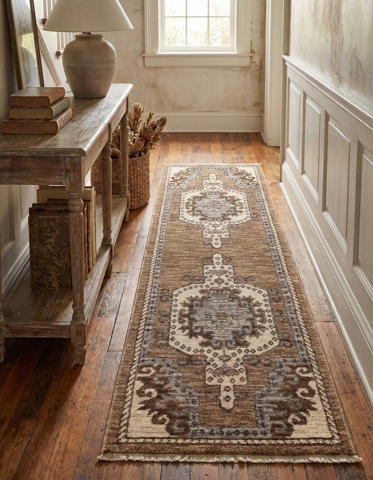 Detail image of 2' x 7' 7 Grand Tradition Runner Rug