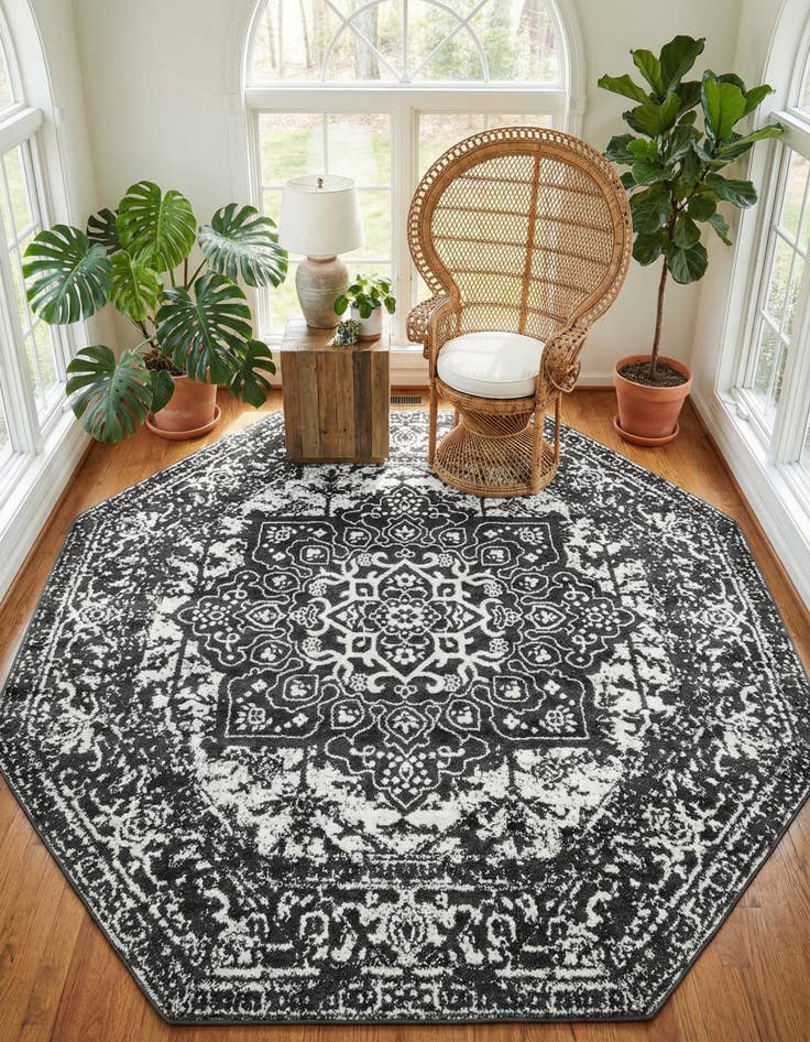 Detail image of 7' 10 x 7' 10 Arlington Octagon Rug