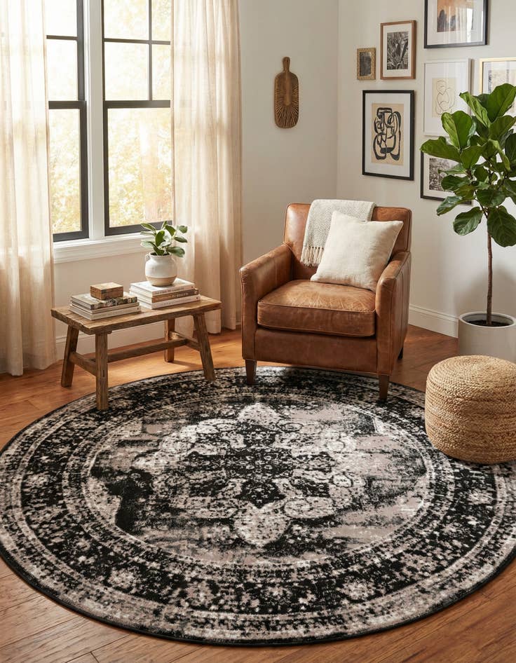 Detail image of 7' x 7' Monte Carlo Round Rug