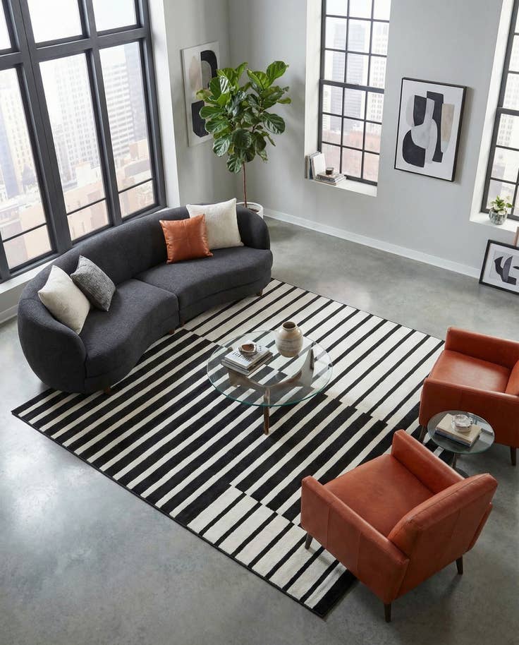 Detail image of 10' x 10' Oslo Square Rug